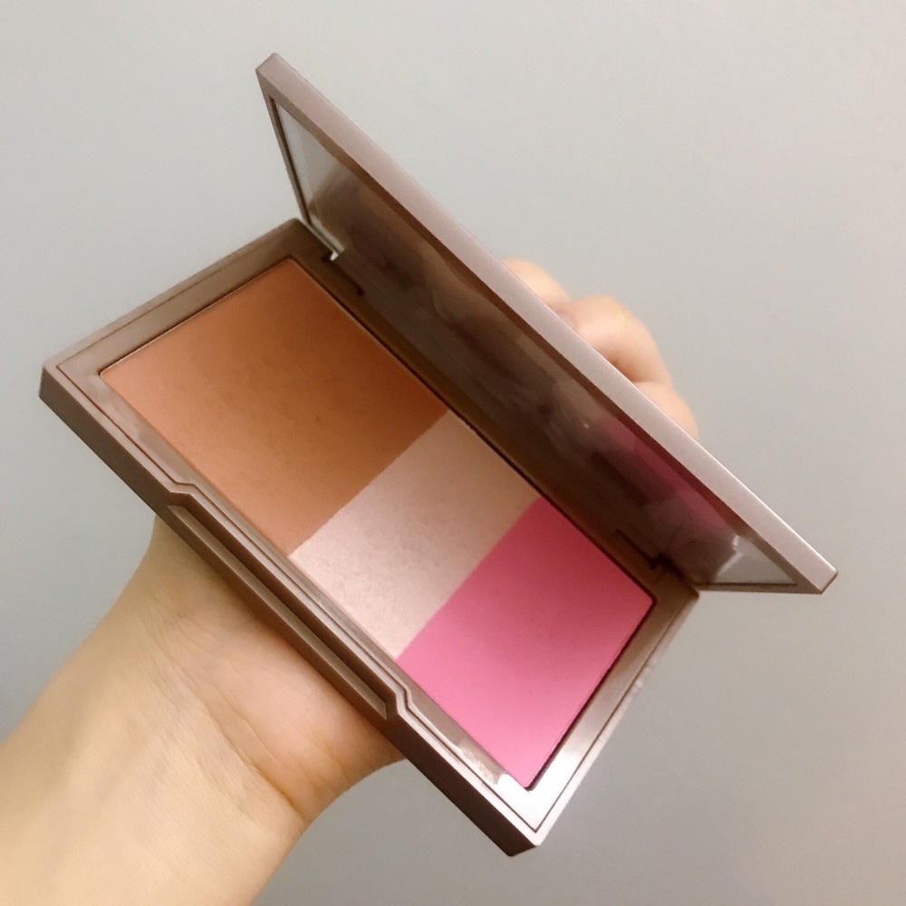 Urban Decay Naked Flushed Palette